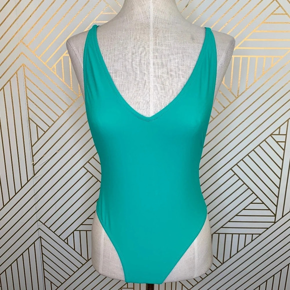 Topshop‎ Pamela Extreme Plunge One-Piece Swimsuit - Picture 1 of 8